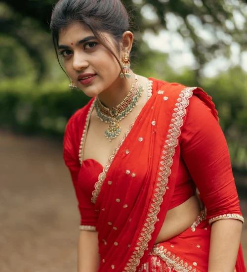 Rithu Chowdary Net Worth